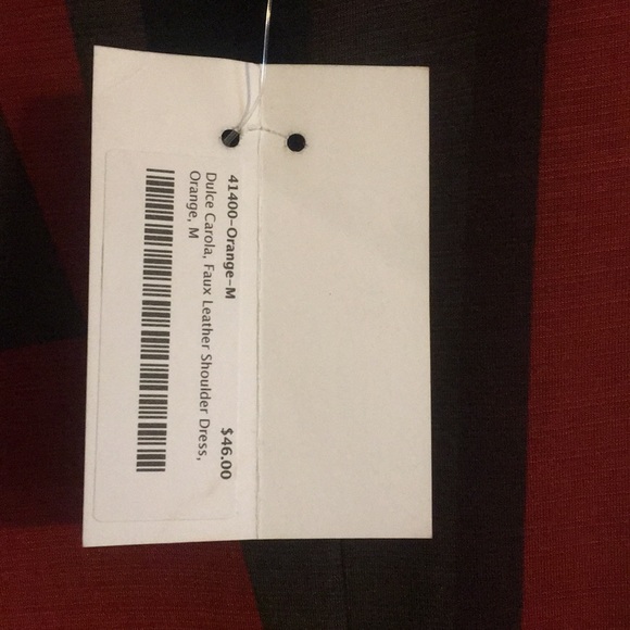 Fun dress - Picture 3 of 3